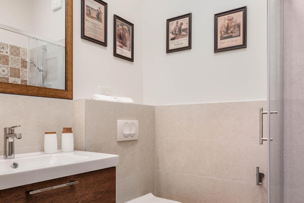 Photel Studio Apartments 茨里克韦尼察 外观 照片